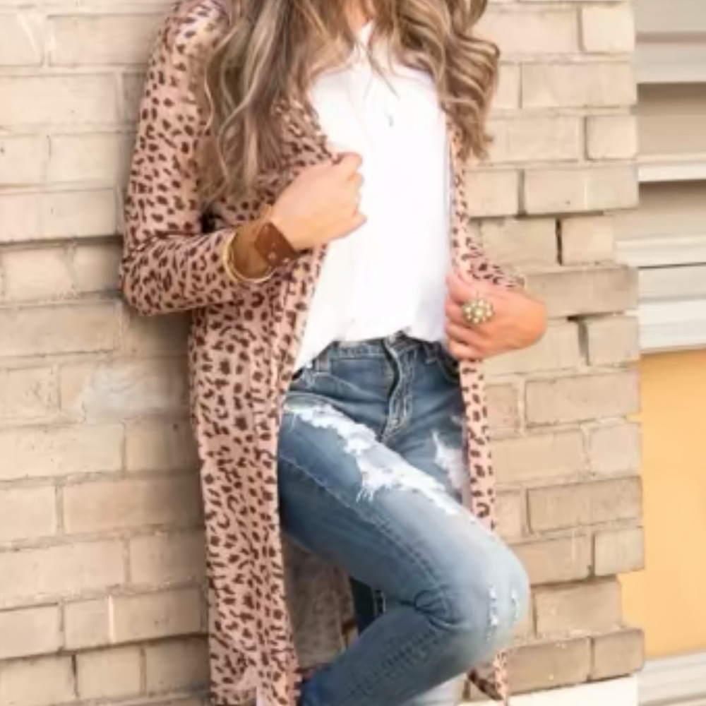 Cheetah print long knit cardigan